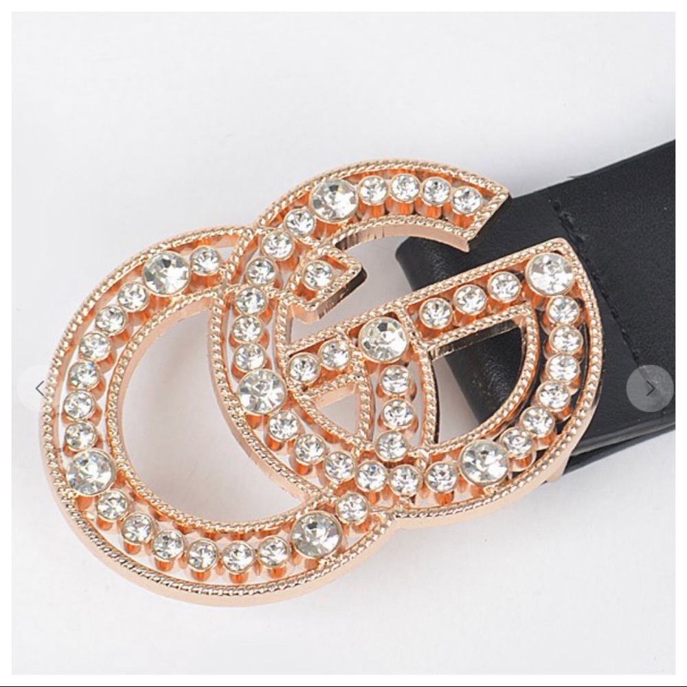 Chic and Fabulous Rhinestone Buckle Belt